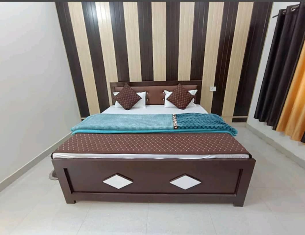 Ramam Hotel By Naavagat 700Mtr From Shri Ram Janambhumi Ayodhya Esterno foto